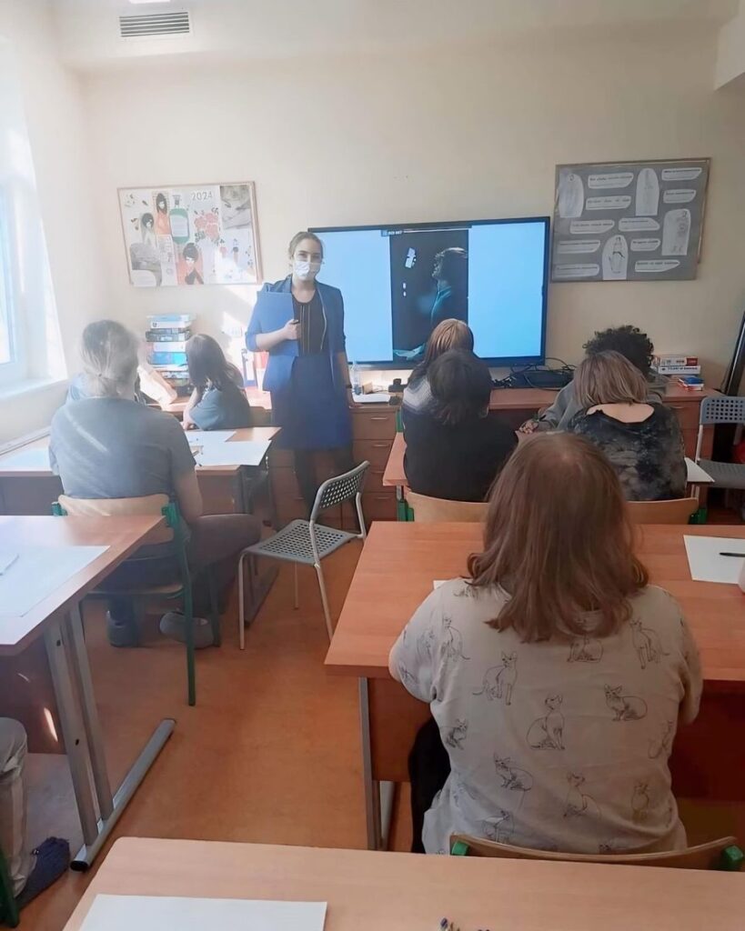Warsztaty pisania dla młodzieży w szpitalu przy ul. Mącznej w Szczecinie